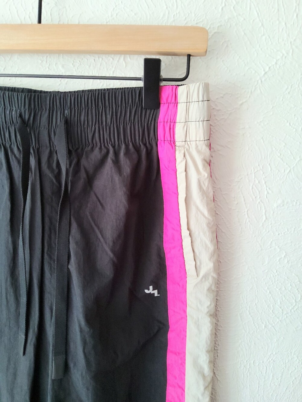 LOYLAB Target Wind Breaker Pants Black Pink Stripe Sz. S - Picture 5 of 7